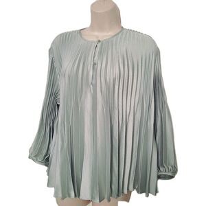 Vince accordion pleat blouse Celadon jade green Round Neck Sz M